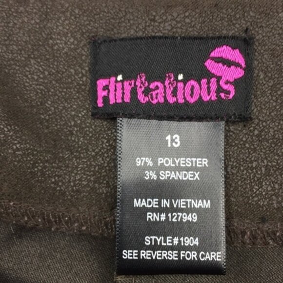 Flirtatious Faux Suede Shorts Sz 13 - Picture 5 of 6